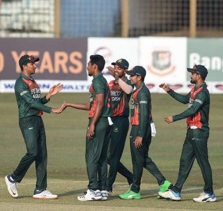 ক্যারিবীয়দের হোয়াইট ওয়াশ করলো বাংলাদেশ ক্রিকেট দল