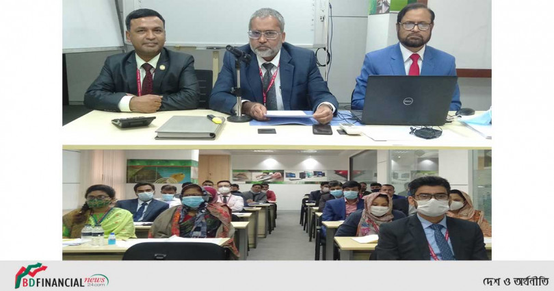 স্ট্যান্ডার্ড ব্যাংক ট্রেনিং ইনস্টিটিউটে “ইনভেস্টমেন্ট প্রপোজাল প্রসেসিং, ডকুমেন্টেশন অ্যান্ড ডিসবার্সমেন্ট” শীর্ষক প্রশিক্ষণ