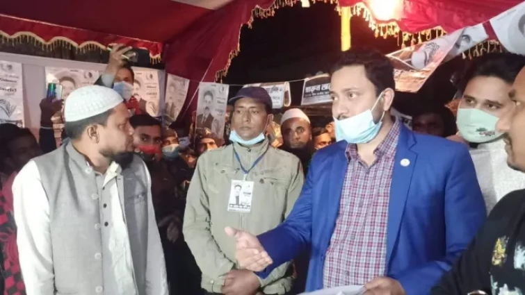 নরসিংদীতে আচরণবিধি প্রতিপালন নিশ্চিতকরণে মনিটরিং ও ভ্রাম্যমাণ আদালত পরিচালনা