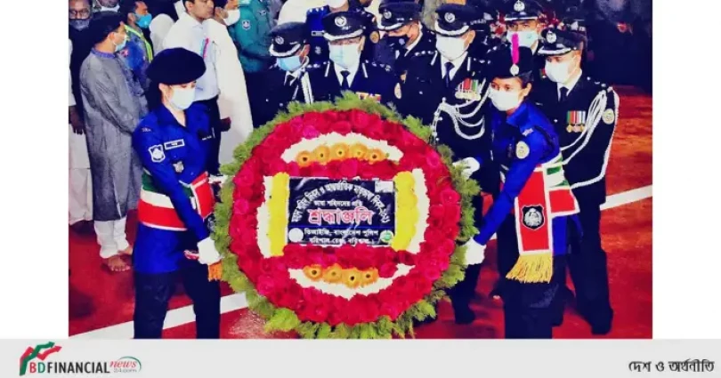 বরিশাল রেঞ্জের ডিআইজি কর্তৃক শহিদ দিবস ও আন্তর্জাতিক মাতৃভাষা দিবস ২০২১ উপলক্ষে ভাষা শহিদদের প্রতি বিনম্র শ্রদ্ধা জ্ঞাপন