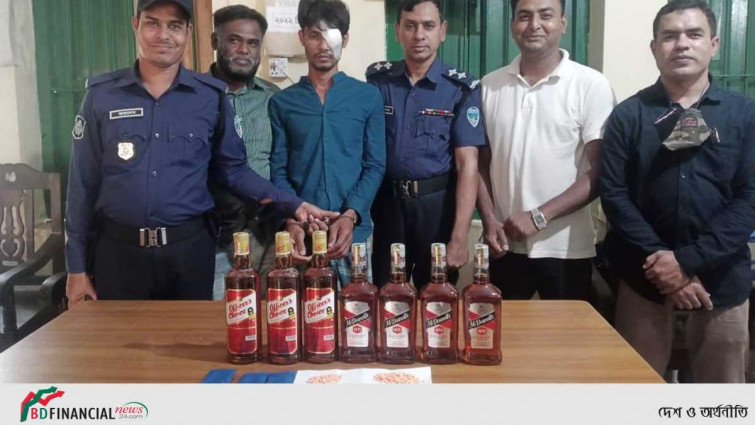 ইয়াবা ও বিদেশীমদ সহ মাদক কারবারি গ্রেপ্তার