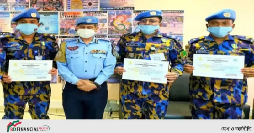 শান্তিরক্ষা মিশনে বাংলাদেশ পুলিশের ৩ সদস্যের বিশেষ সনদ প্রাপ্তি
