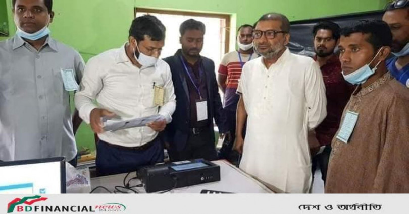 ভোলা ও চরফ্যাশন পৌরসভায় চলছে ভোটগ্রহণ