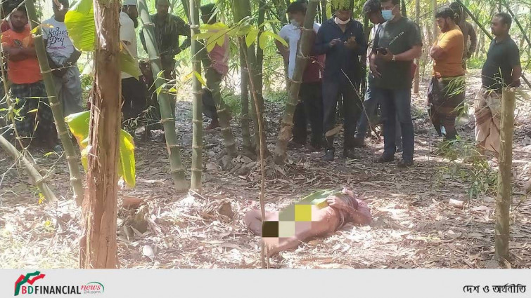 এক ব্যক্তিকে কুপিয়ে হত্যা করেছে দুর্বৃত্তরা