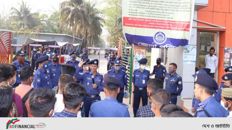 পটুয়াখালী পুলিশ লাইন্সে ডকুমেন্ট যাচাই কার্যক্রম সম্পূর্ণ