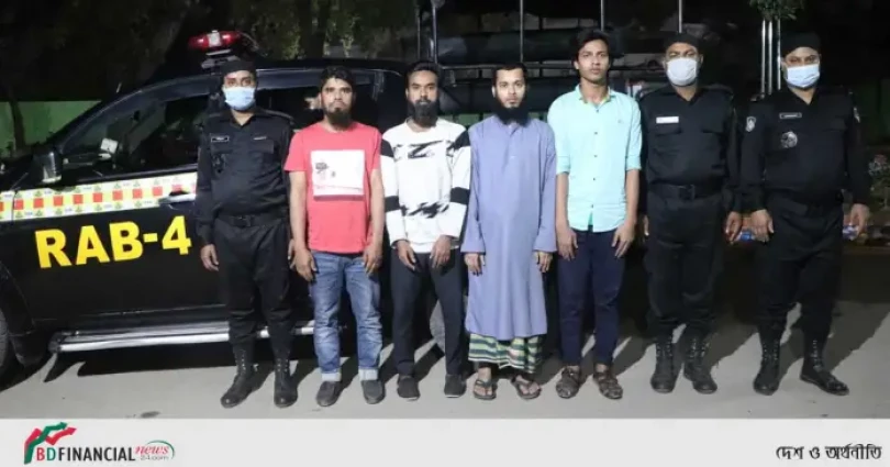 ‘আনসার আল ইসলাম’ এর ০৪ সক্রিয় সদস্যকে গ্রেফতার করেছে র‌্যাব-৪