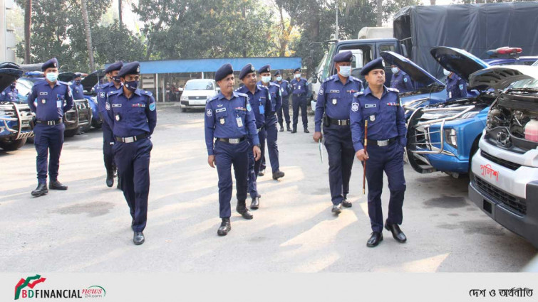 মানিকগঞ্জ জেলা পুলিশের মাস্টার প্যারেড ও কিট প্যারেড অনুষ্ঠিত