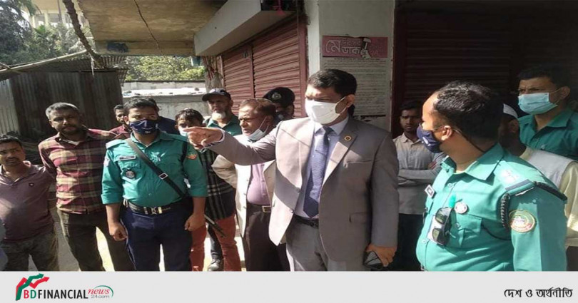 রংপুরের জেলা প্রশাসক মোঃ আসিব আহসান অগ্নিকাণ্ডে ক্ষতিগ্রস্তদের পাশে দাড়ালেন