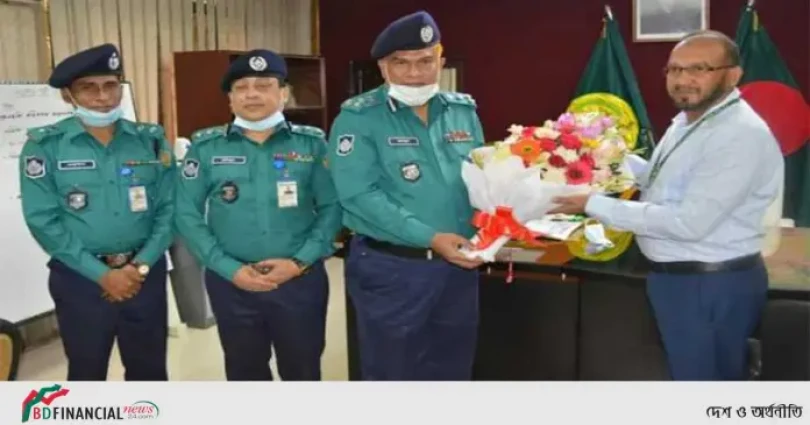 সৌজন্য সাক্ষাতে কেডিএ এর চেয়ারম্যান ও কেএমপি কমিশনার