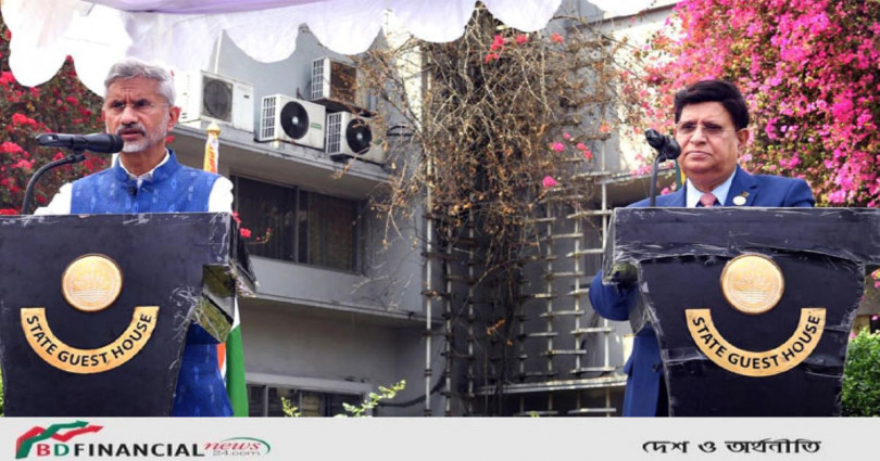 সম্পর্কের ক্ষেত্রে ‘যোগাযোগকে’ প্রাধান্য দিচ্ছে ভারত : যৌথ ব্রিফিং দুই পররাষ্ট্রমন্ত্রীর