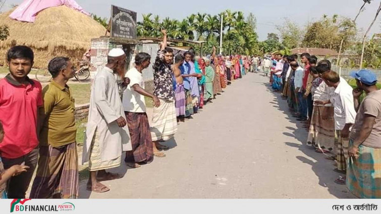 ইউপি নির্বাচনে সদস্যপদে কারচুপির প্রতিবাদে বিক্ষোভ ভোট পুণঃগণনার দাবি