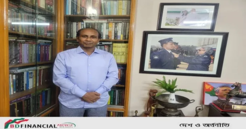 এসবির প্রধান হলেন মনিরুল ইসলাম