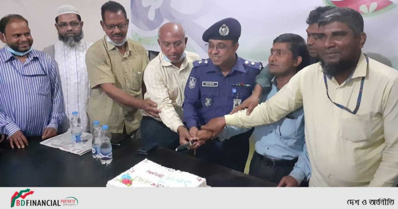 শরীয়তপুরে বাংলাদেশ প্রতিদিন এর যুগপূর্তি উদযাপন অনুষ্ঠানে প্রধান অতিথি ছিলেন পুলিশ সুপার আশরাফুজ্জামান