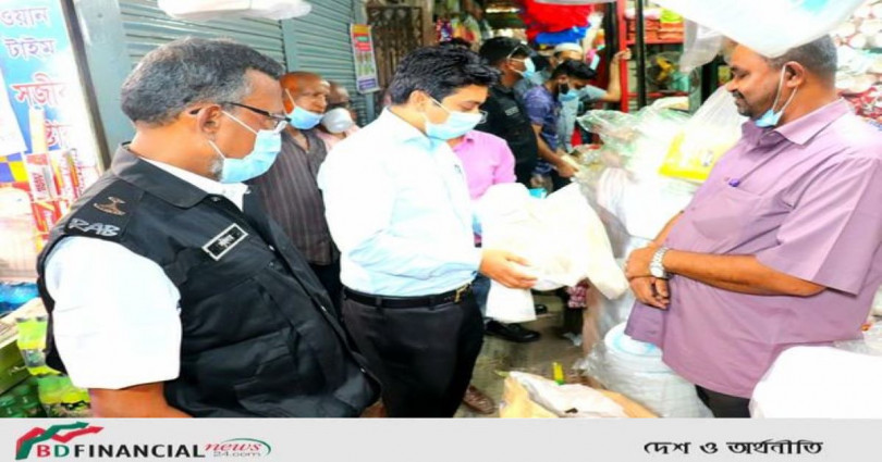 রংপুরে পলিথিন প্রতিরোধে অভিযান, ৫ টন পলিথিন জব্দ