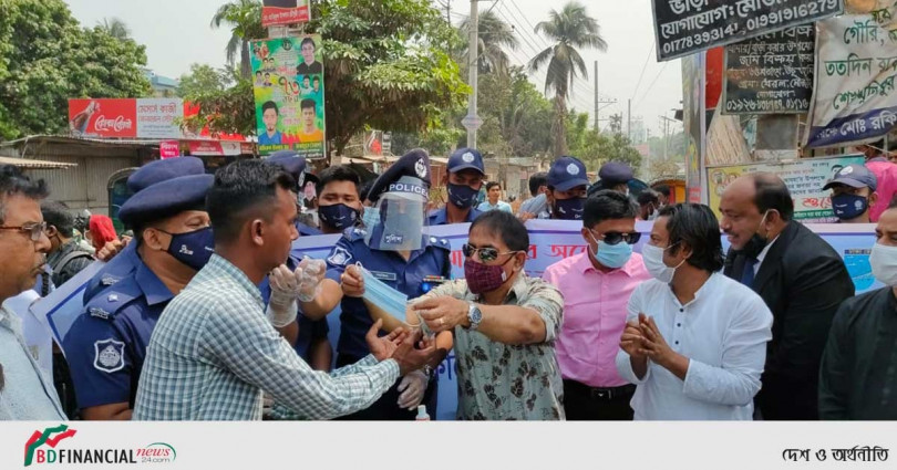 রাজবাড়ী জেলা পুলিশের উদ্যোগে করোনার বিরুদ্ধে বিশেষ উদ্বুদ্ধকরণ কর্মসূচী