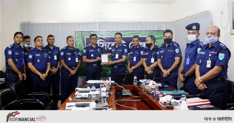 সিলেট রেঞ্জ ডিআইজি অফিসে মাসিক অপরাধ সভা অনুষ্ঠিত