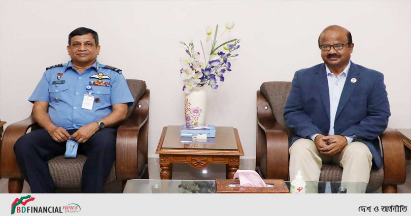প্রতিরক্ষা মন্ত্রণালয়ের সিনিয়র সচিব এর সাথে বিমানবাহিনী প্রধান এর সৌজন্য সাক্ষাৎ