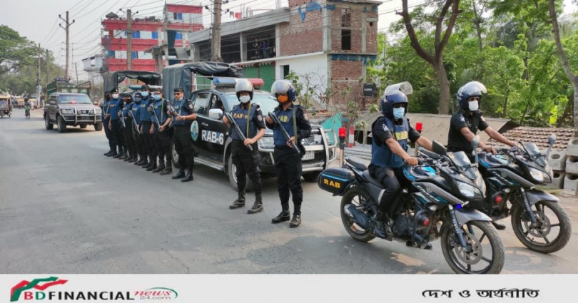 নরেন্দ্র মোদির সাতক্ষীরা জেলা সফর উপলক্ষে নিছিদ্র নিরাপত্তা নিশ্চিতকল্পে র্যাব-৬ এর মহড়া-টহল-তল্লাশী