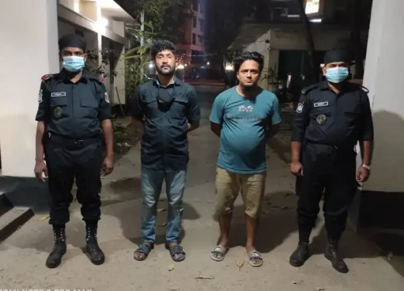 র্যাব-২ এর অভিযানে ১০ গ্রাম নিষিদ্ধ মাদক আইস ও ২৭০ ইয়াবাসহ আটক ২