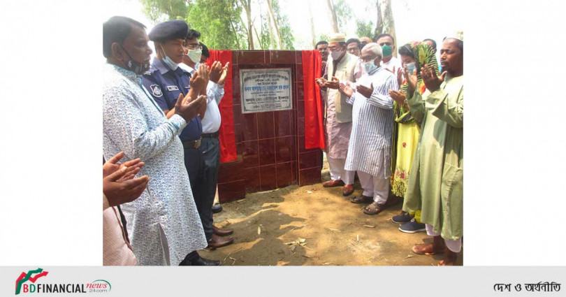 আটোয়ারীতে গ্রামীণ রাস্তা পাকাকরণ কাজের উদ্বোধন