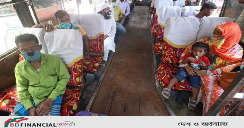 অর্ধেক যাত্রী নিয়ে চলছে বাস, ভোগান্তি চরমে, উপেক্ষিত স্বাস্থ্যবিধি