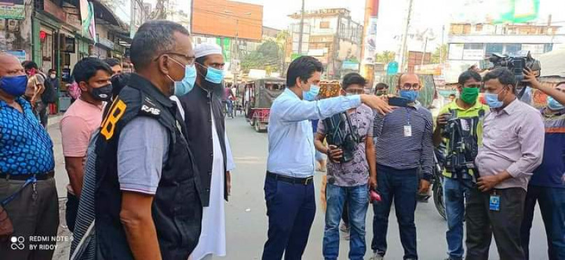 স্বাস্থ্যবিধি মানাতে রংপুর জেলা প্রশাসনের মোবাইল কোর্ট