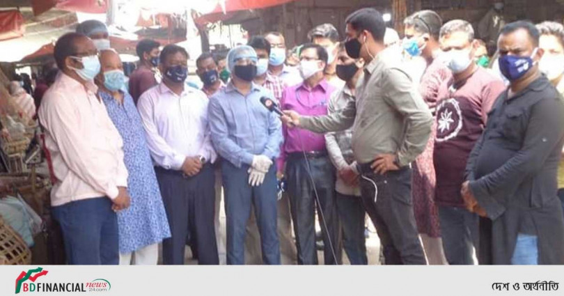 নওগাঁর জেলা প্রশাসক এর নেতৃত্বে করোনা মোকাবেলায় করণীয় বিষয়ে ক্যাম্পেইন