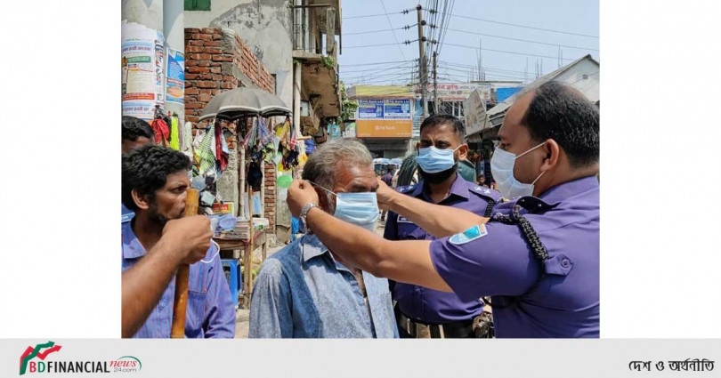 কিশোরগঞ্জে শতভাগ মাস্ক ব্যবহারের নিশ্চিত করনের লক্ষ্যে সক্রিয় জেলা পুলিশ