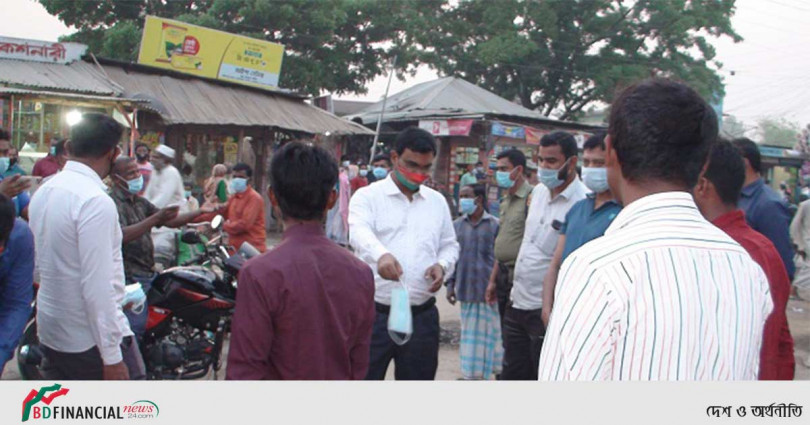 আটোয়ারীতে মাস্ক না পরায় ভ্রাম্যমান আদালতে জরিমানা