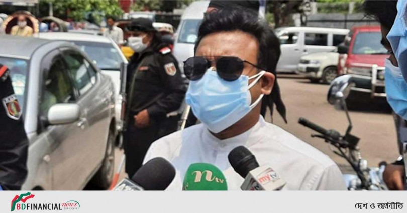 বাইরে বের হতে নগরবাসীর নানা ছুঁতো !