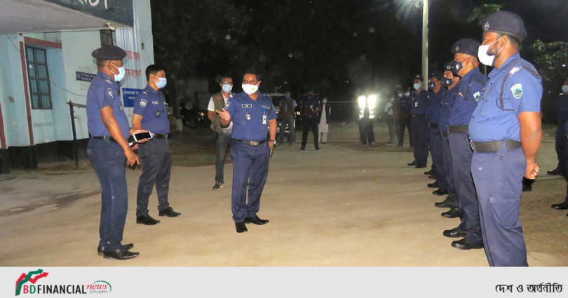 জয়পুরহাট ক্ষেতলাল থানা পরিদর্শন করেন পুলিশ সুপার মাছুম আহাম্মদ ভূঞা