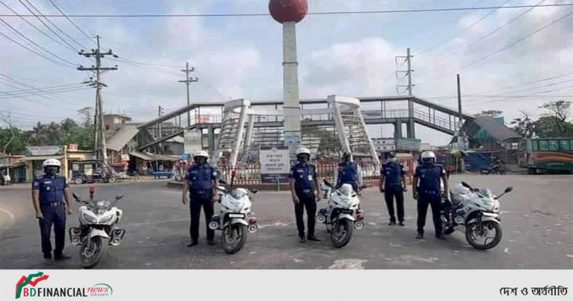 পটুয়াখালীতে কঠোর অবস্থানে প্রশাসন
