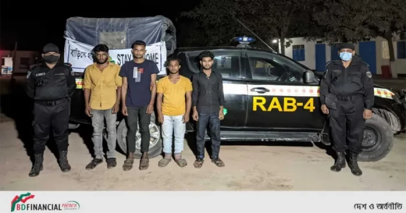 ৬২০০ ইয়াবাসহ ৬ জন মাদক ব্যবসায়ীকে গ্রেফতার করেছে র্যাব-৪