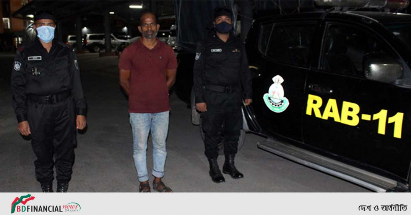 সোনারগাঁয়ে ভেজাল খাদ্য পানীয় তৈরি : র‌্যাব-১১ এর হাতে আটক ১