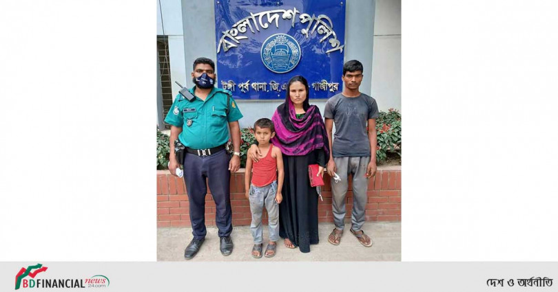 হারানো ৭ বছরের শিশুকে মায়ের কোলে ফিরিয়ে দিল পুলিশ