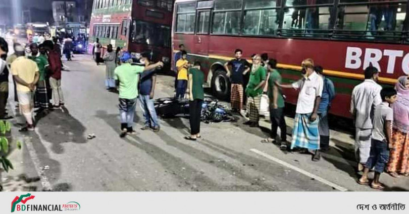 ট্রাকের নিচে চাপা পরে দুই মোটরসাইকেল আরোহী নিহত