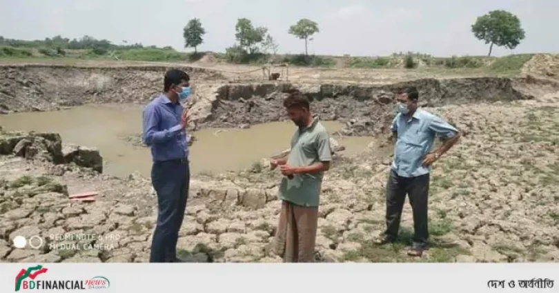 মাধবপুরে অবৈধভাবে বালু ও মাটি উত্তোলন করায় এক বালুখেকোর ৫০ হাজার জরিমানা