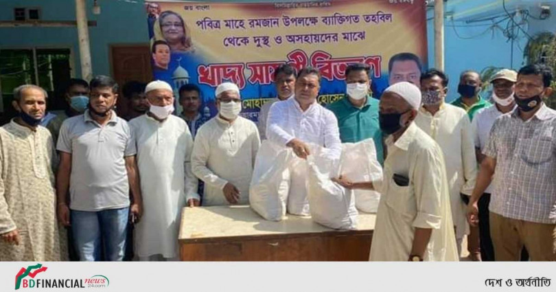 চট্রগ্রামে ১২০০ পরিবার পেল চেয়ারম্যানের উপহার