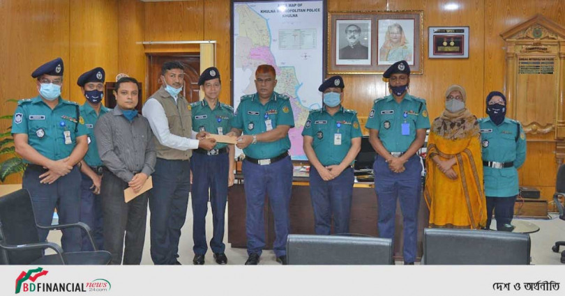 গোয়েন্দা বিভাগকে অর্থ পুরস্কার দিলেন কেএমপি কমিশনার
