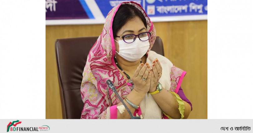 পুষ্টিকর ইফতার নিয়ে চিকিৎসাকর্মী ও করোনা আক্রান্তদের পাশে নরসিংদী জেলা প্রশাসন
