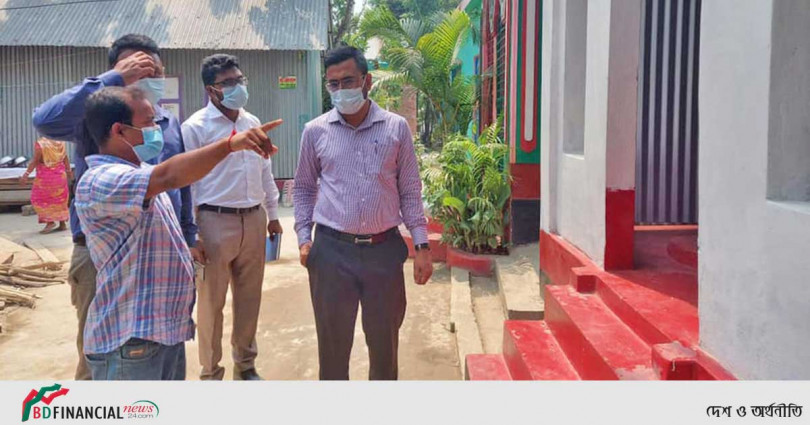 অগ্নিসংযোগ ও মন্দির ভাংচুর এর ঘটনাস্থল পরিদর্শন করলেন শরীয়তপুর এর জেলা প্রশাসক