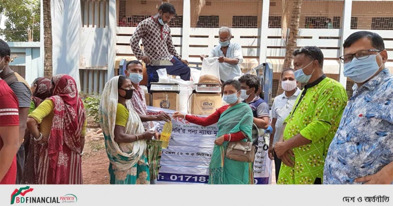 মুকসুদপুরে খোলা বাজারে টিসিবির পণ্য বিক্রি শুরু