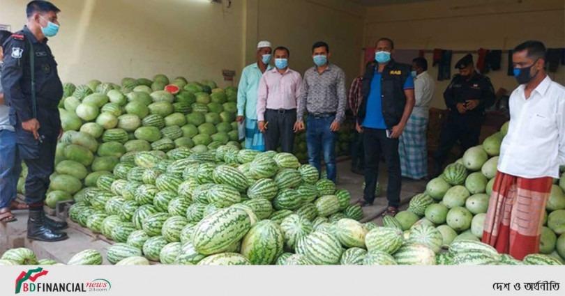 সিলেটে কেজি দরে তরমুজ বিক্রি: ভোক্তা অধিকার সংরক্ষণ অধিপ্তর ও র্যাব-৯ এর যৌথ অভিযান