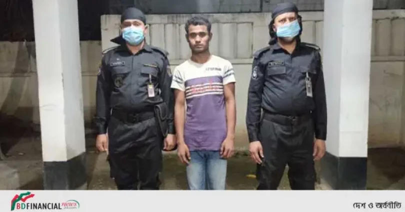 বালু ও পিয়াঁজের ট্রাক থেকে ৭৩০ বোতল ফেন্সিডিল ও ২৭৫ গ্রাম হেরোইন উদ্ধার করেছে র্যাব-২