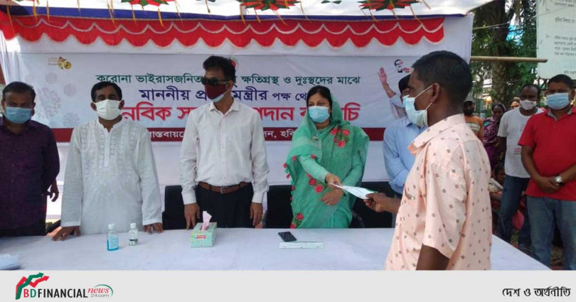 হবিগঞ্জে ক্ষতিগ্রস্থ ও দুঃস্থদের মাঝে প্রধানমন্ত্রীর মানবিক সহায়তা প্রদান অব্যাহত