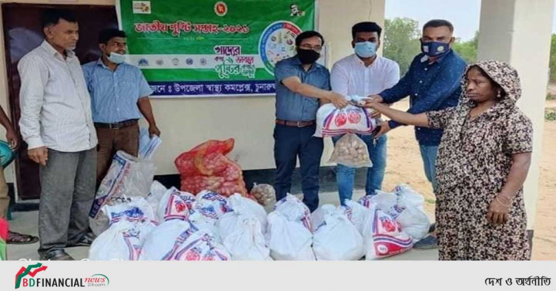 চুনারুঘাটে জাতীয় পুষ্টি সপ্তাহ উপলক্ষে উপজেলা স্বাস্থ্য বিভাগ অসহায়দের মাঝে খাদ্যসামগ্রী বিতরণ