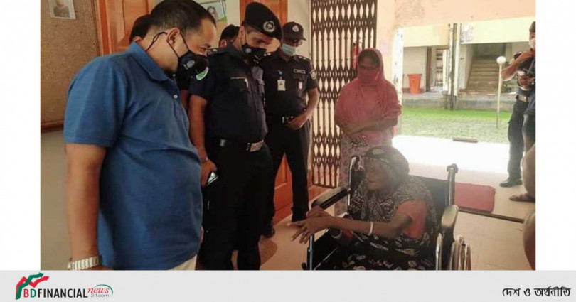 হবিগঞ্জে অসহায় বৃদ্ধার দেখভালের দায়িত্ব নিলেন এসপি মোহাম্মদ উল্ল্যা