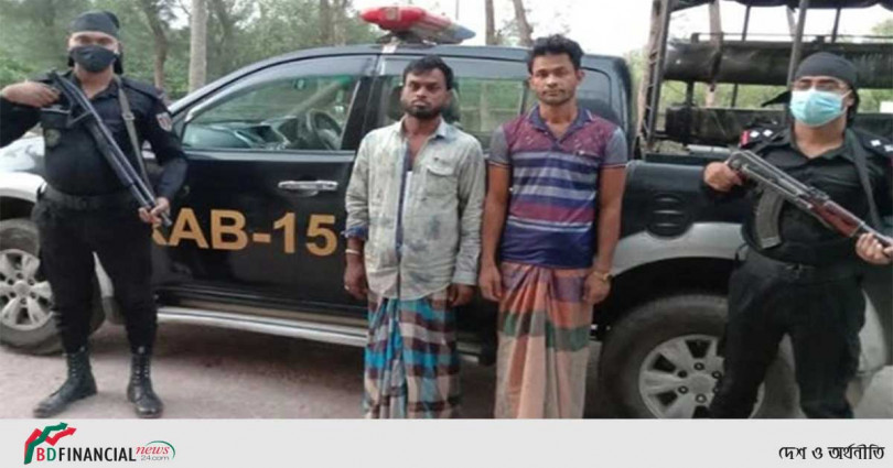 টেকনাফে ১০ হাজার ইয়াবাসহ র্যাব-১৫এর হাতে আটক দুই