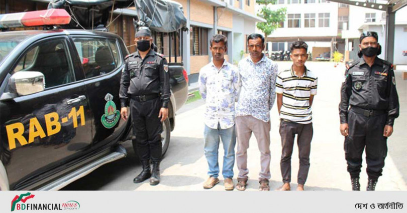 নারায়ণগঞ্জে ৩ পরিবহন চাঁদাবাজকে আটক করেছে র‍্যাব-১১