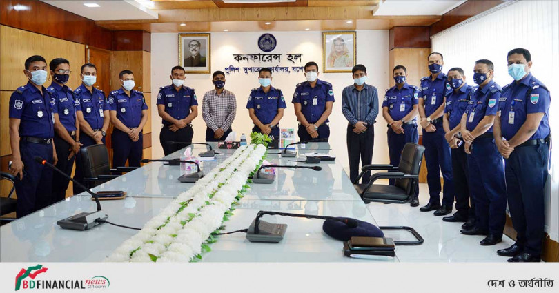 অতিরিক্ত পুলিশ সুপার জামাল আল নাসেরকে বিদায় সংবর্ধনা দিলো যশোর জেলা পুলিশ